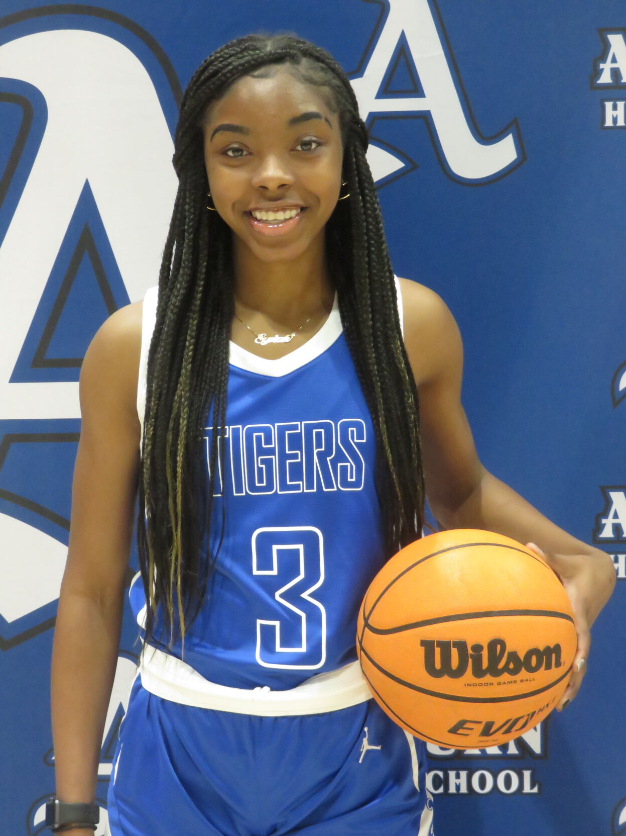 Large School - Syriah Daniels.JPG